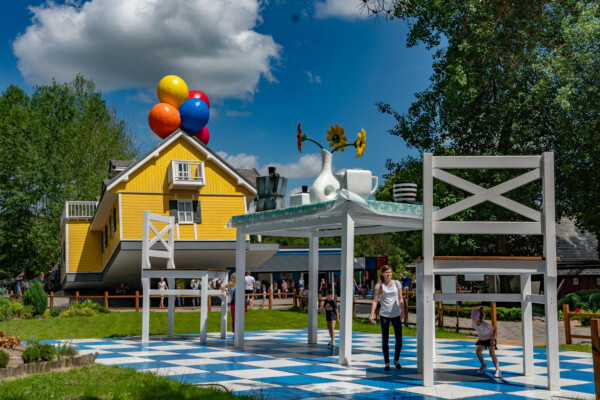 Farma iluzji - Park rozrywki