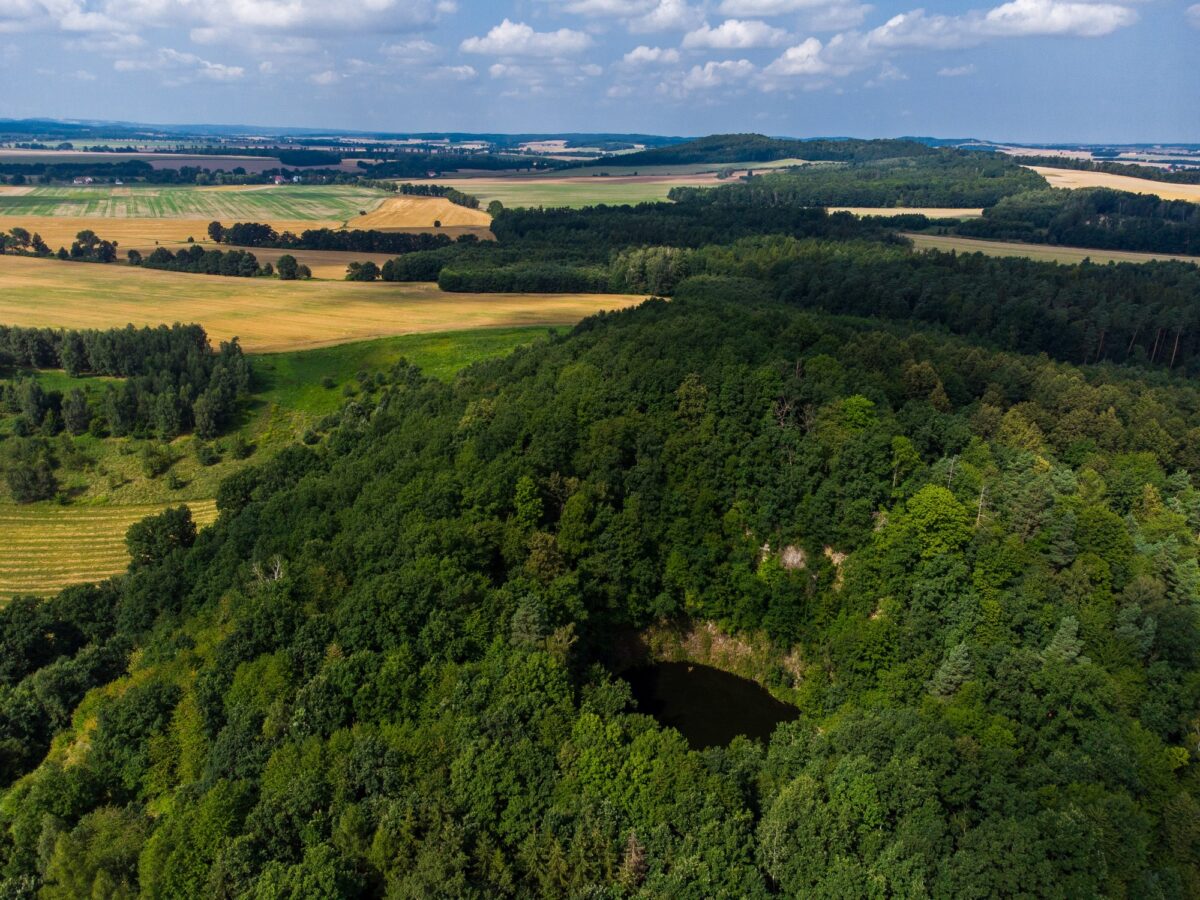 Kraina Wygasłych Wulkanów, Krater Wulkanu na Górze Jeziorna