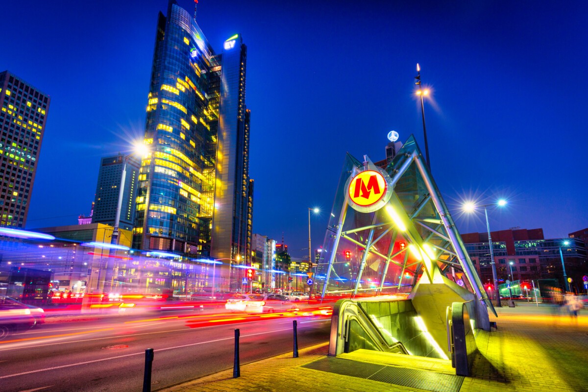 Warszawa, wejście do metra