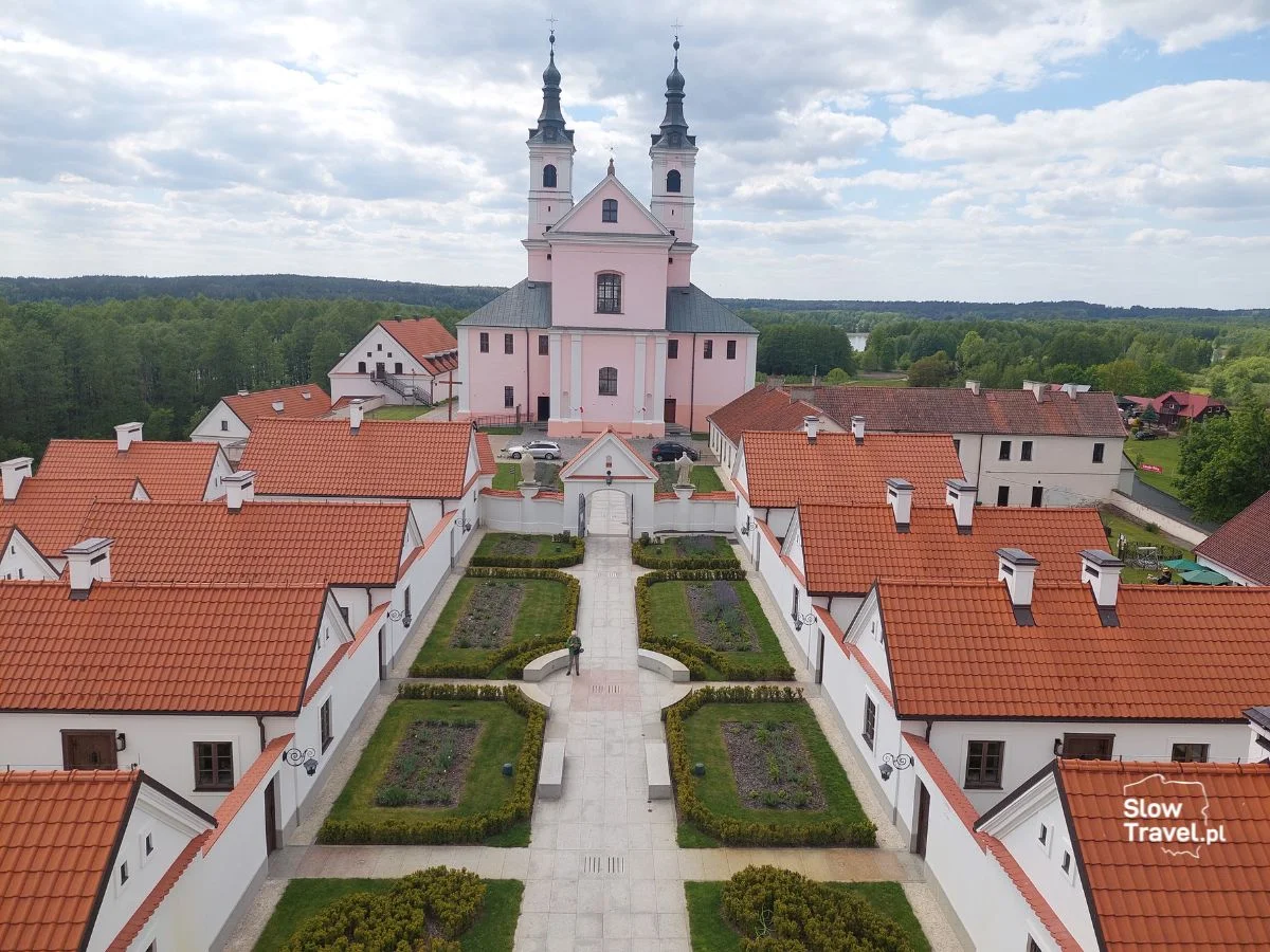Pokamedulski zespół klasztorny w Wigrach