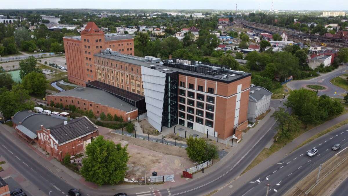 Centrum Innowacyjnej Edukacji oraz Centrum Nowoczesności Młyn Wiedzy w Toruniu
